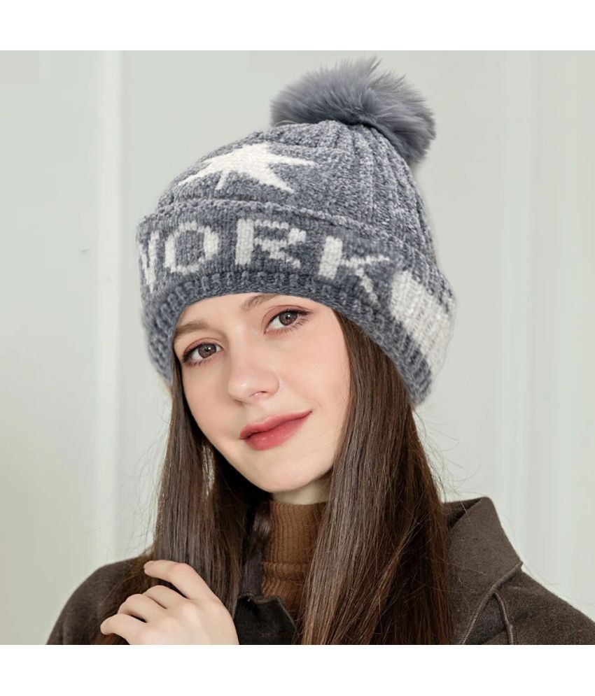     			Alamos Gray Woollen Women's Cap ( Pack of 1 )