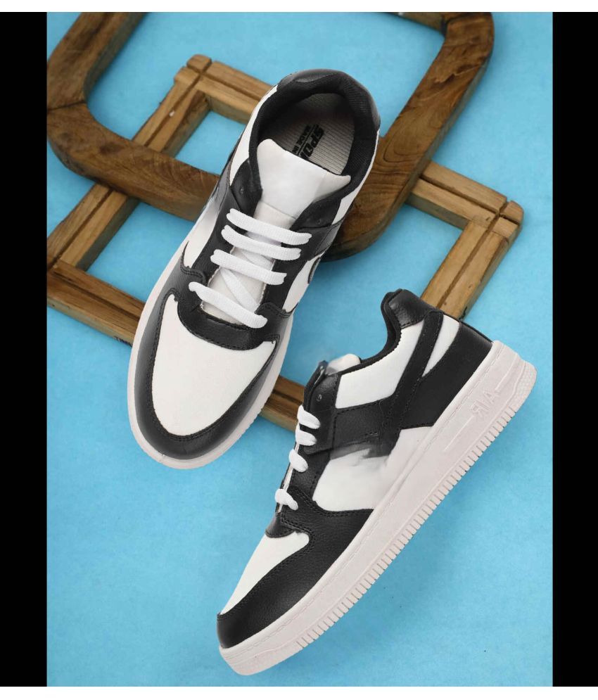     			Seafoot Black Men's Sneakers