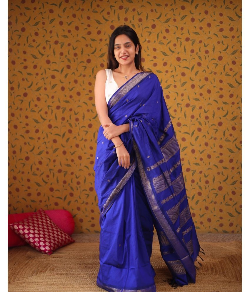     			JULEE Silk Blend Woven Saree With Blouse Piece ( Blue , Pack of 1 )