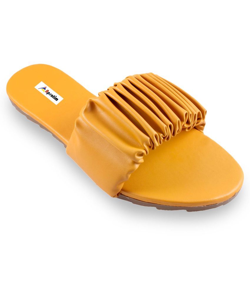     			Anjaneya Creations - Yellow Women's Flats