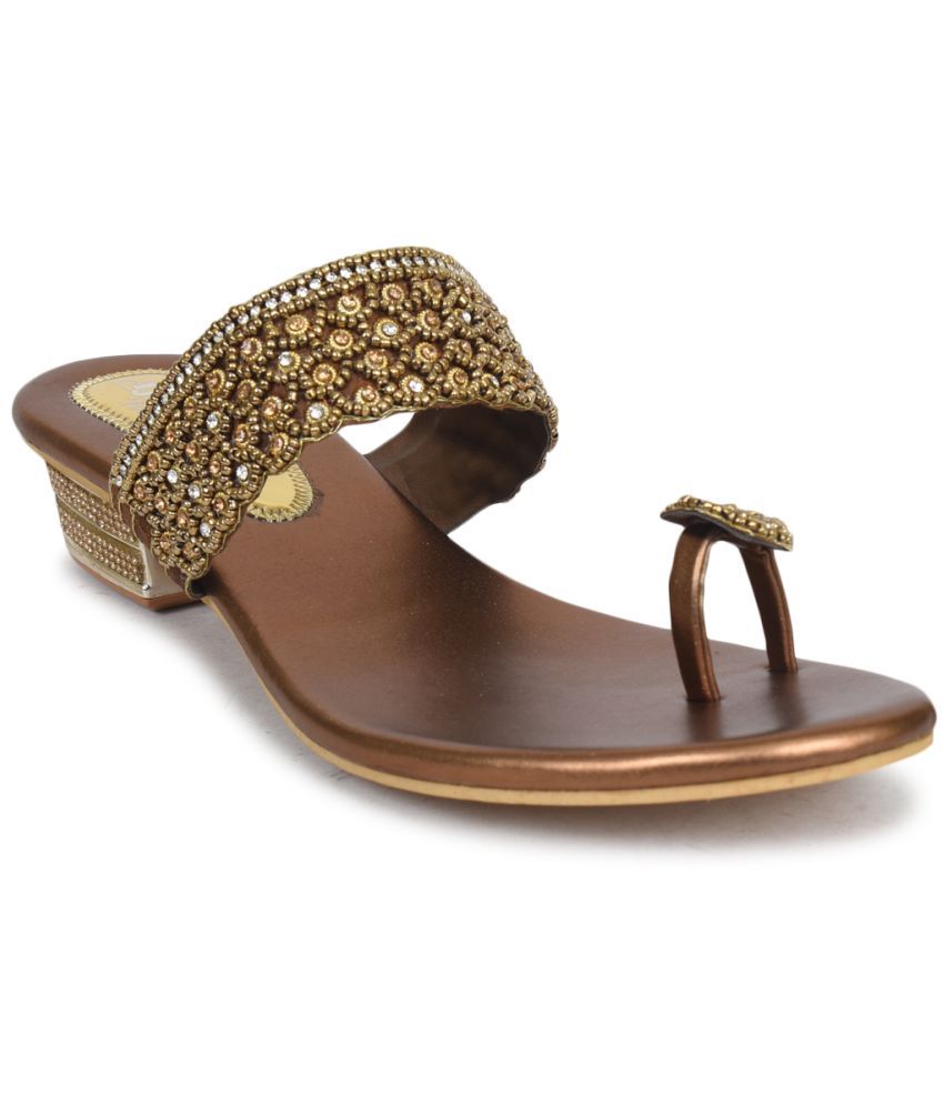 Ajanta Gold Wedges Heels