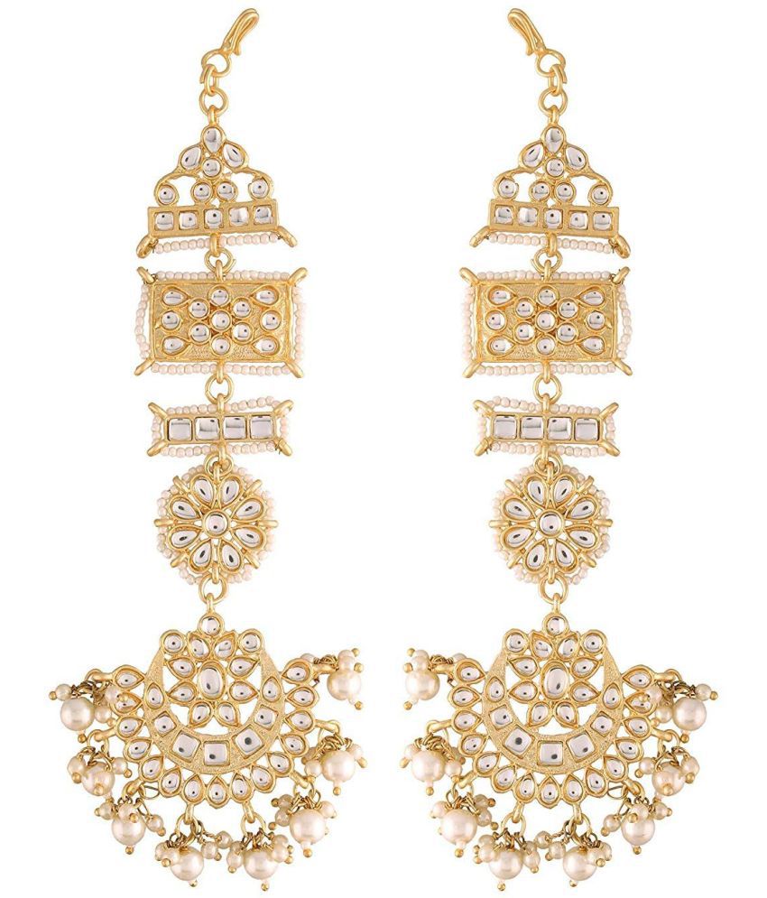     			I Jewels 18K Gold Plated Matte Finish Kundan and Pearl Chandbali Earrings for Women (E2861W)