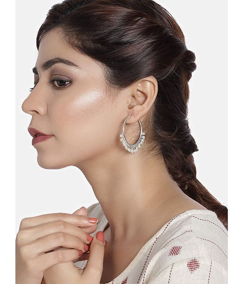     			I Jewels Silver Plated Pearl Chandbali Earring for Women (E2628S)