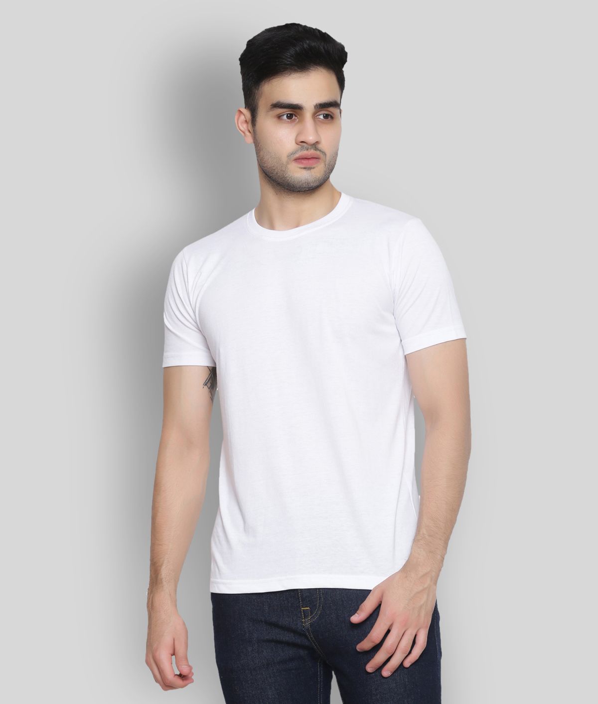     			GENTINO - White Cotton Blend Regular Fit Men's T-Shirt ( Pack of 1 )