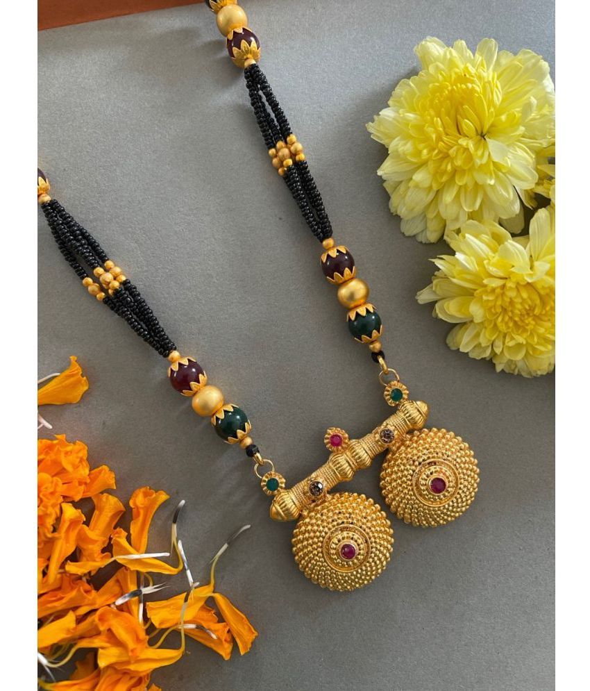 Gold vati mangalsutra design
