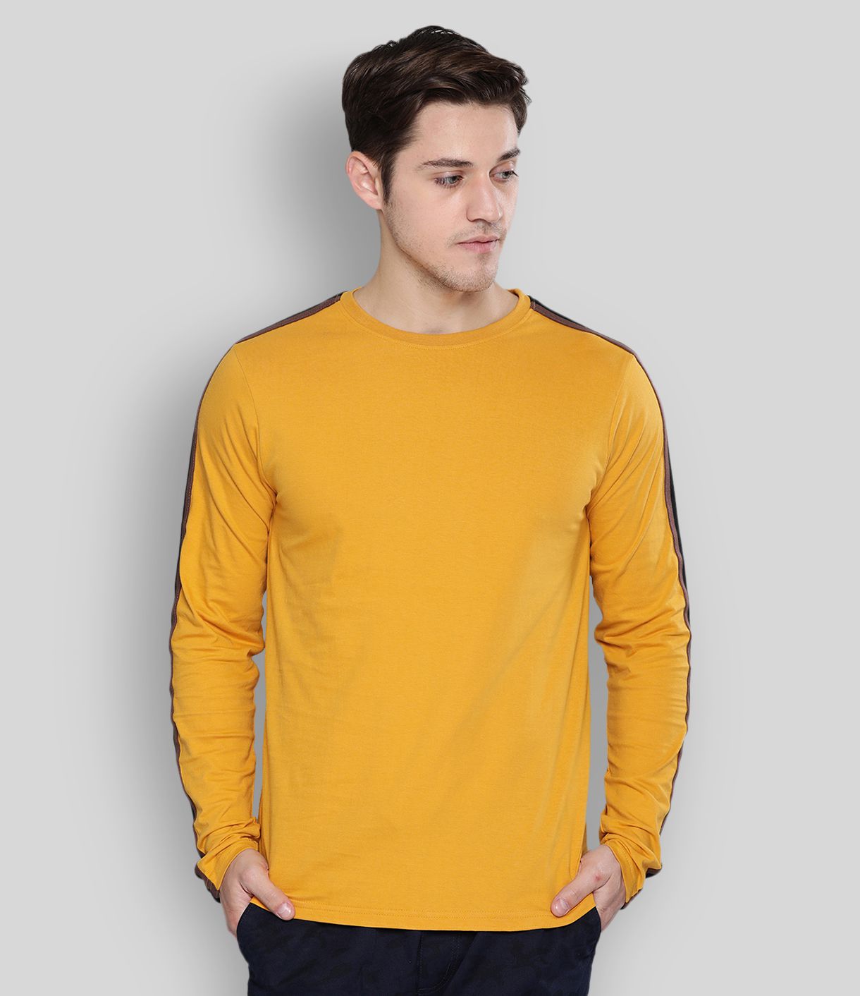     			Dillinger - Mustard Cotton Regular Fit Men's T-Shirt ( Pack of 1 )