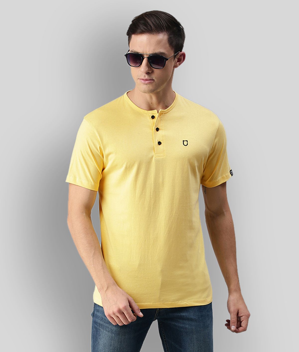     			Urbano Fashion - Yellow Cotton Slim Fit Men's T-Shirt ( Pack of 1 )