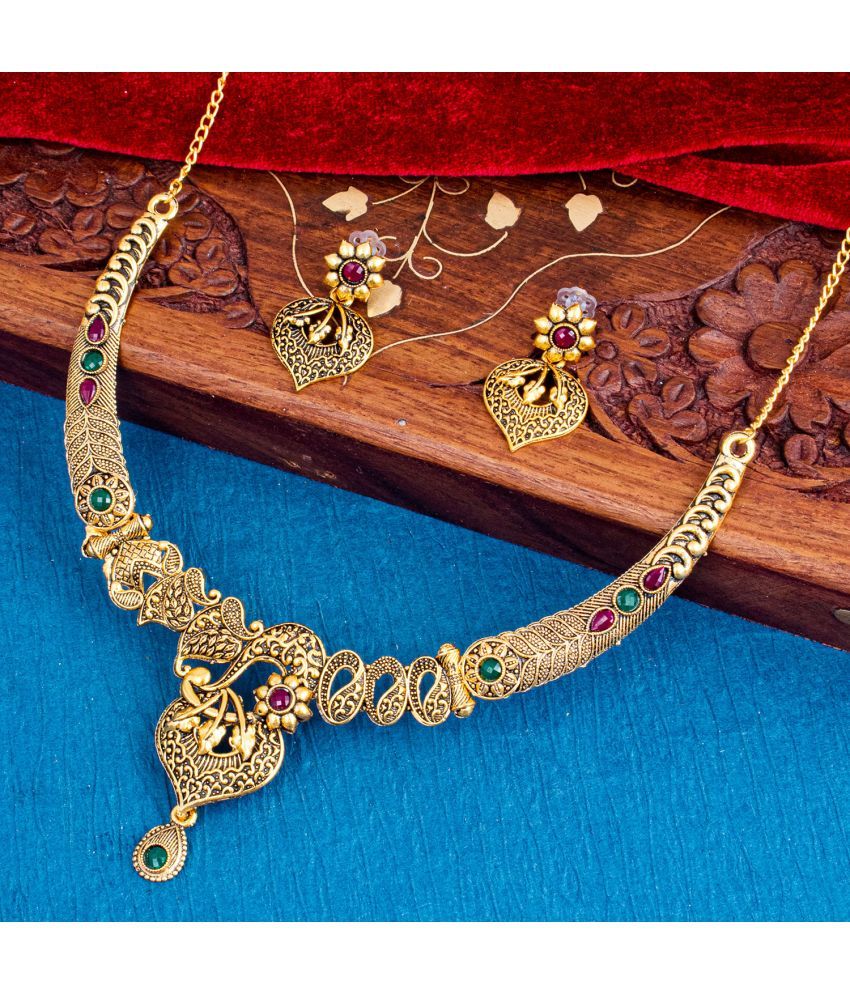     			Sukkhi Brass Golden Traditional Necklaces Set Collar