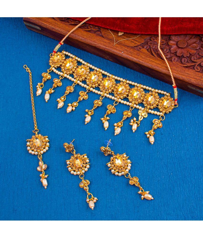     			Sukkhi Brass Golden Traditional Necklaces Set Choker