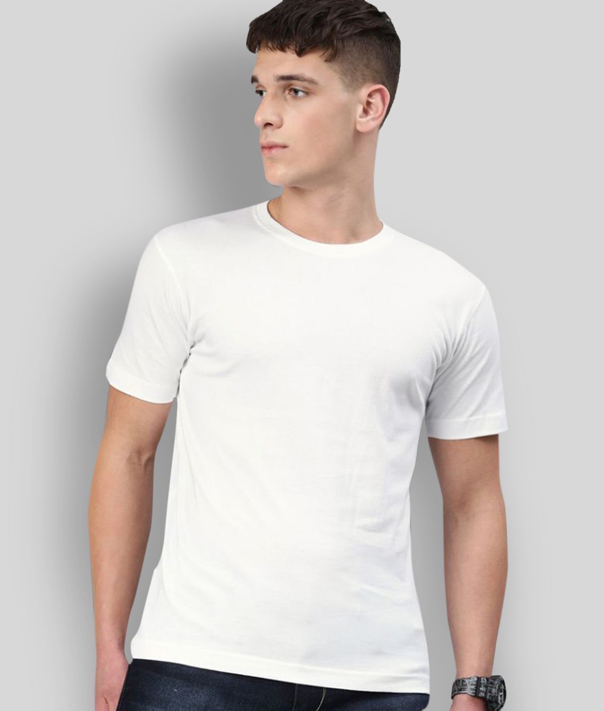     			Be Awara - White Cotton Relaxed Fit Men's T-Shirt ( Pack of 1 )
