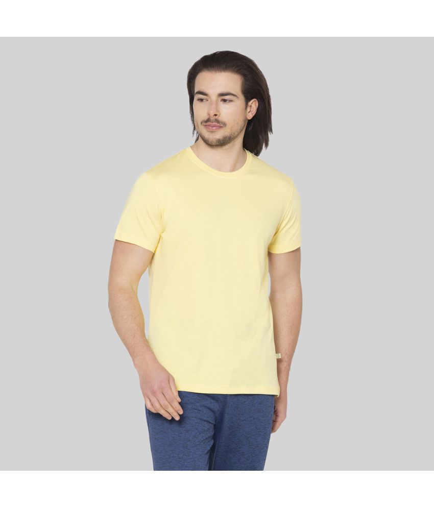     			Bodyactive - Yellow Cotton Blend Regular Fit Men's T-Shirt ( Pack of 1 )
