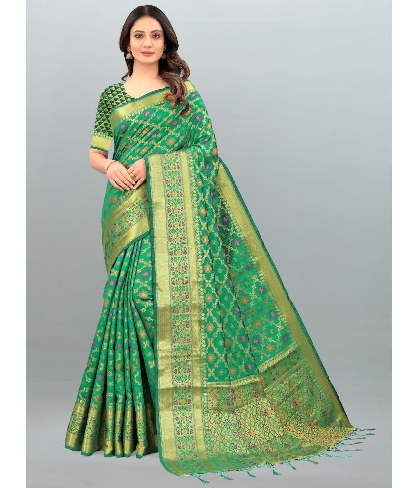     			Ishika Fab - Green Cotton Blend Saree With Blouse Piece ( Pack of 1 )