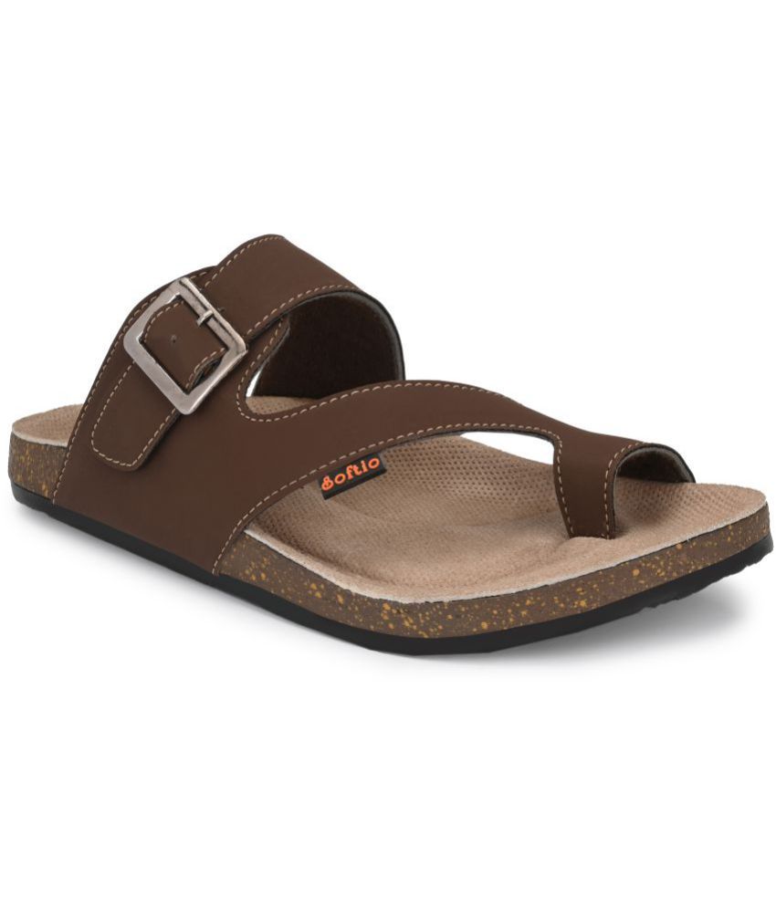     			softio - Brown Men's Slippers