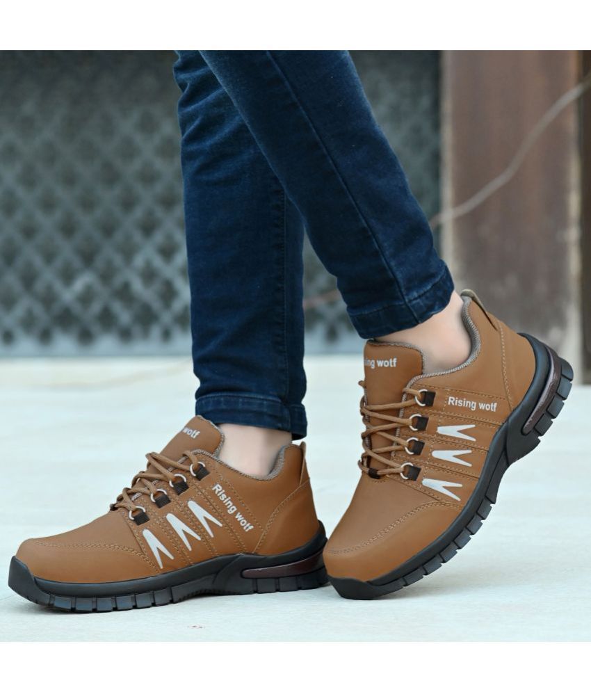     			Rising Wolf - Brown Men's Casual Boots