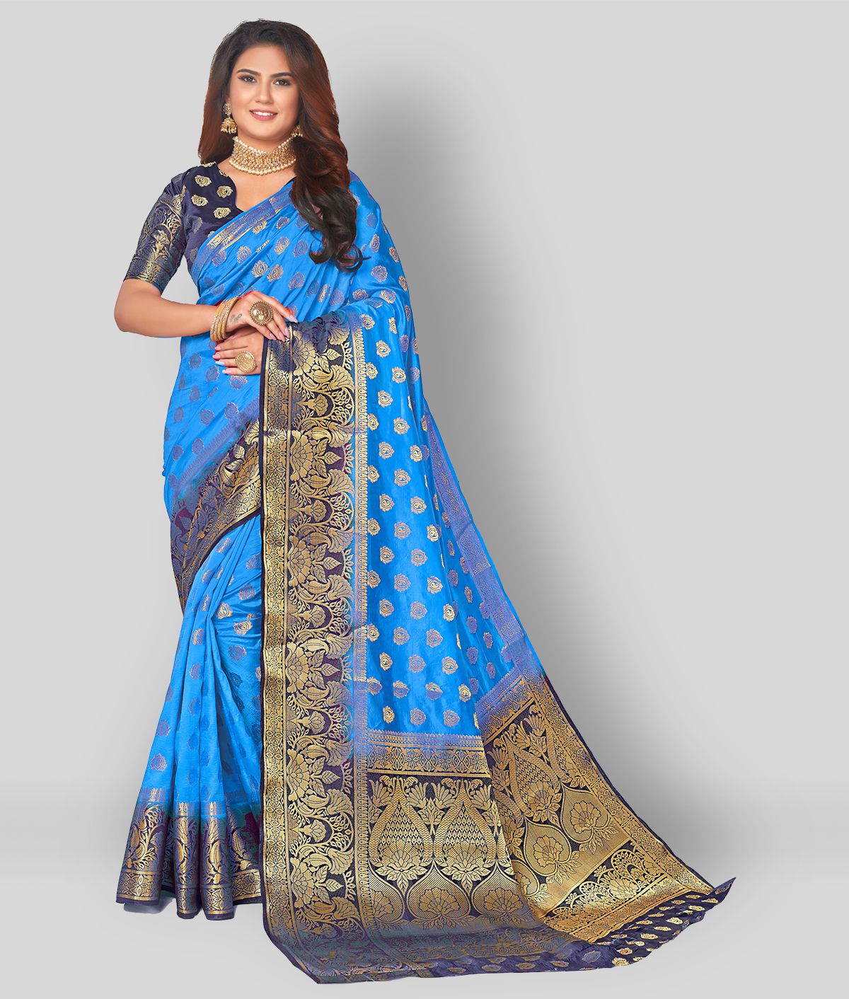     			Darshita International - Blue Silk Blend Saree With Blouse Piece (Pack of 1)