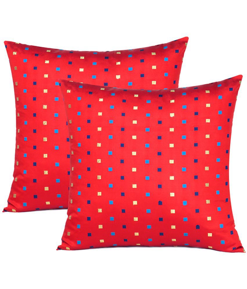     			SUGARCHIC - Red Set of 2 Silk Square Cushion Cover