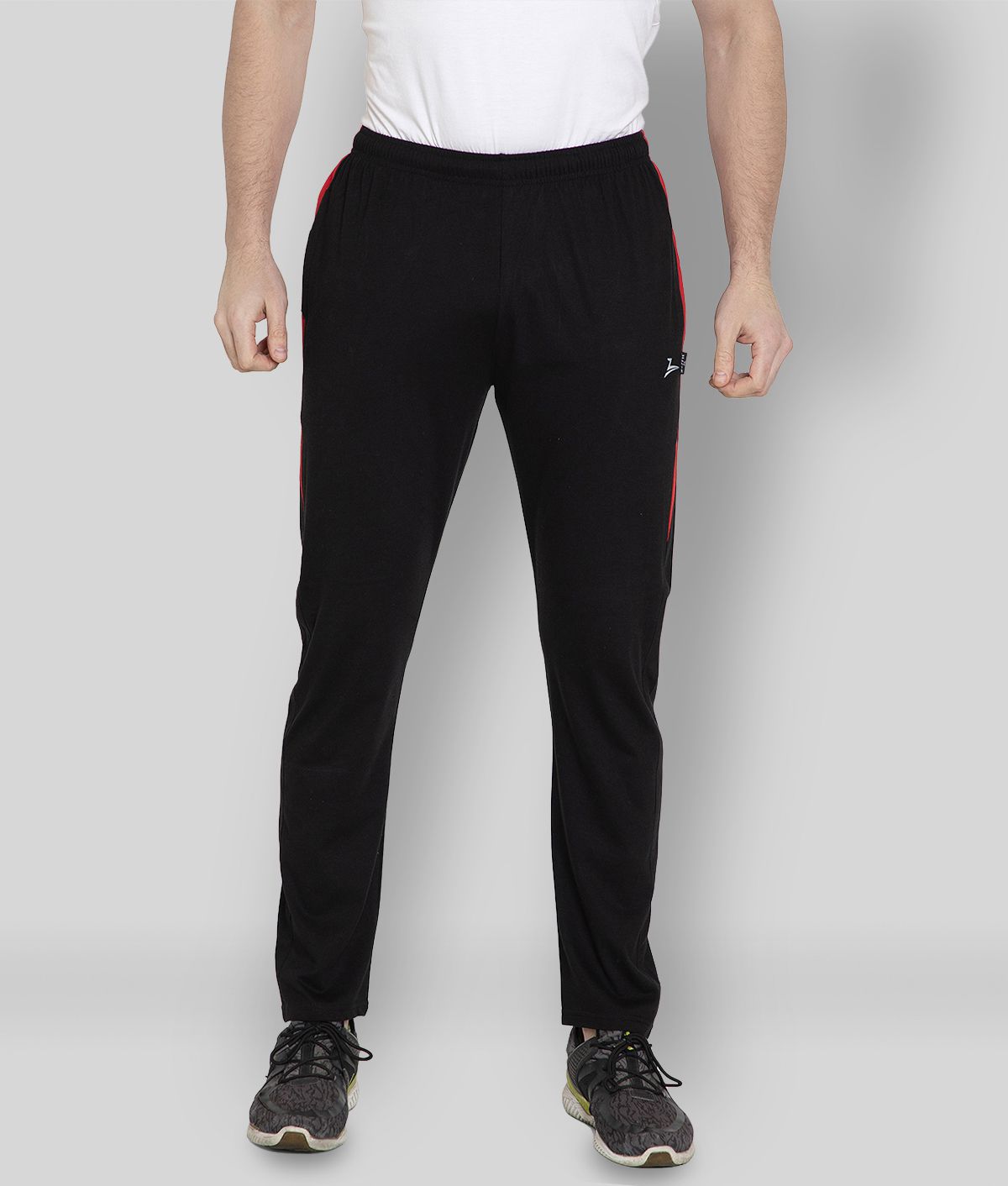     			Zeffit - Black Cotton Blend Men's Sports Trackpants ( Pack of 1 )
