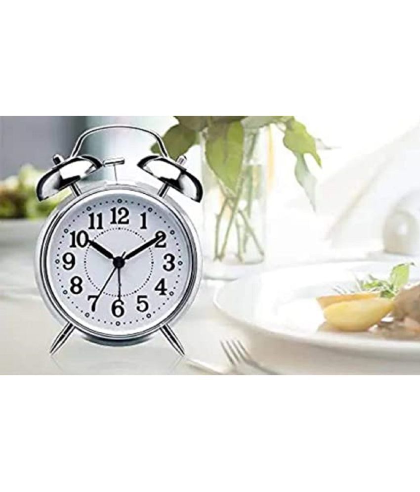     			VVORAA Analog Alarm Clock - Pack of 1