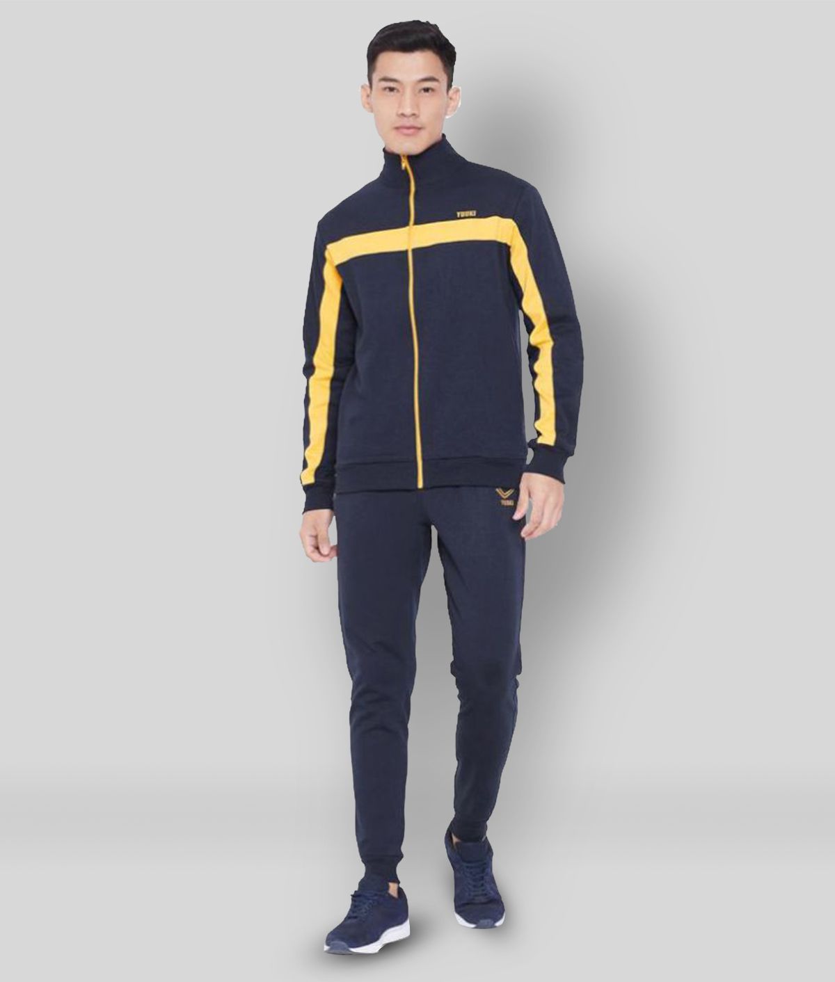     			YUUKI - Navy Blue Polyester Regular Fit Solid Men's Sports Tracksuit ( Pack of 1 )