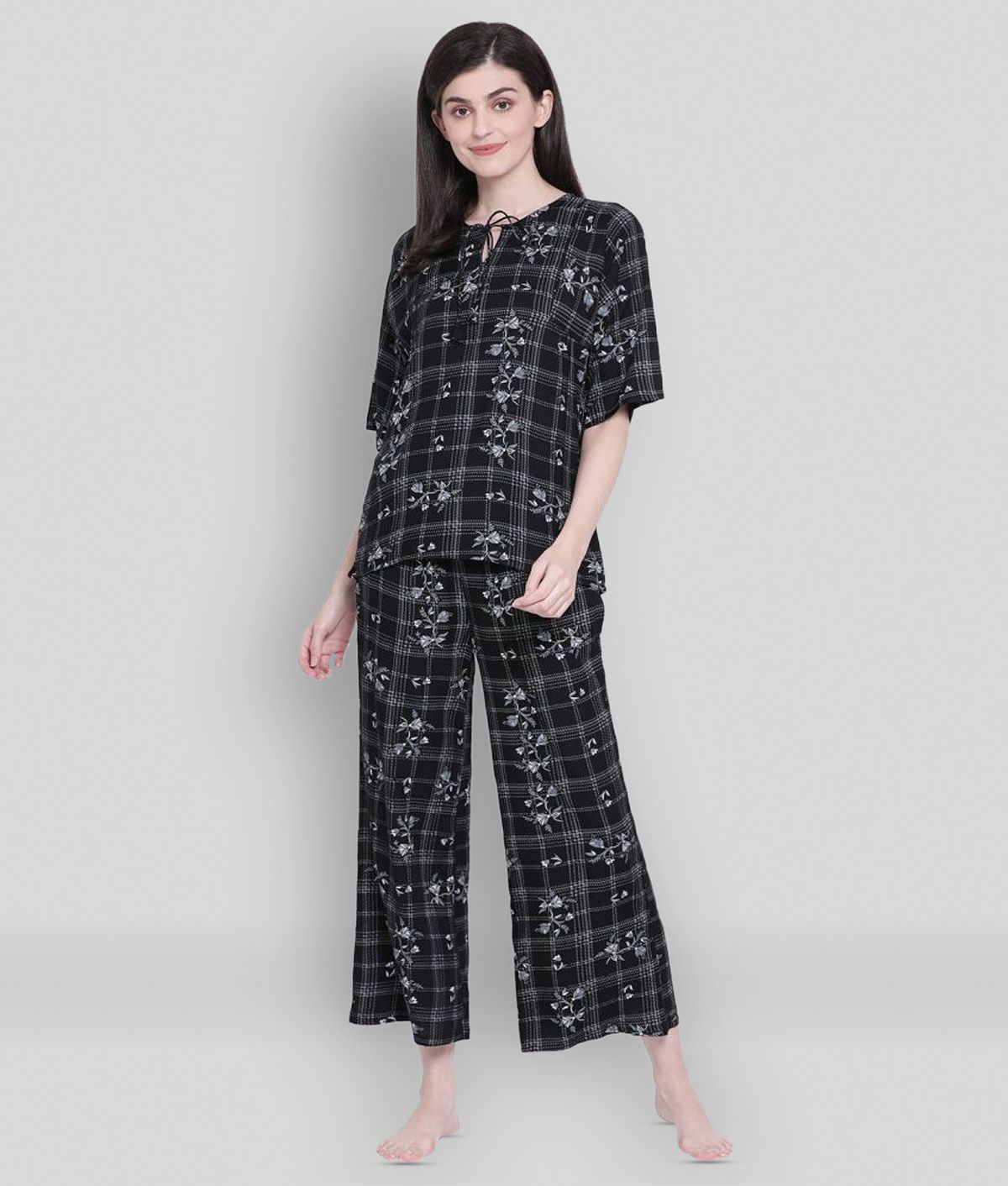     			Clovia - Black Rayon Women's Nightwear Nightsuit Sets ( Pack of 2 )