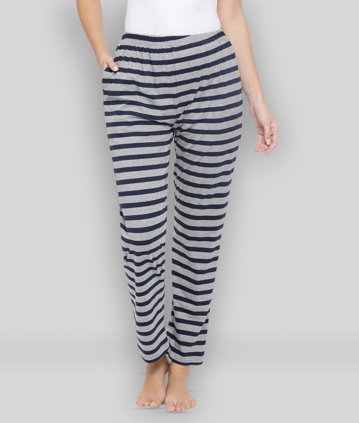     			Clovia - Dark Grey Cotton Women's Nightwear Pyjama