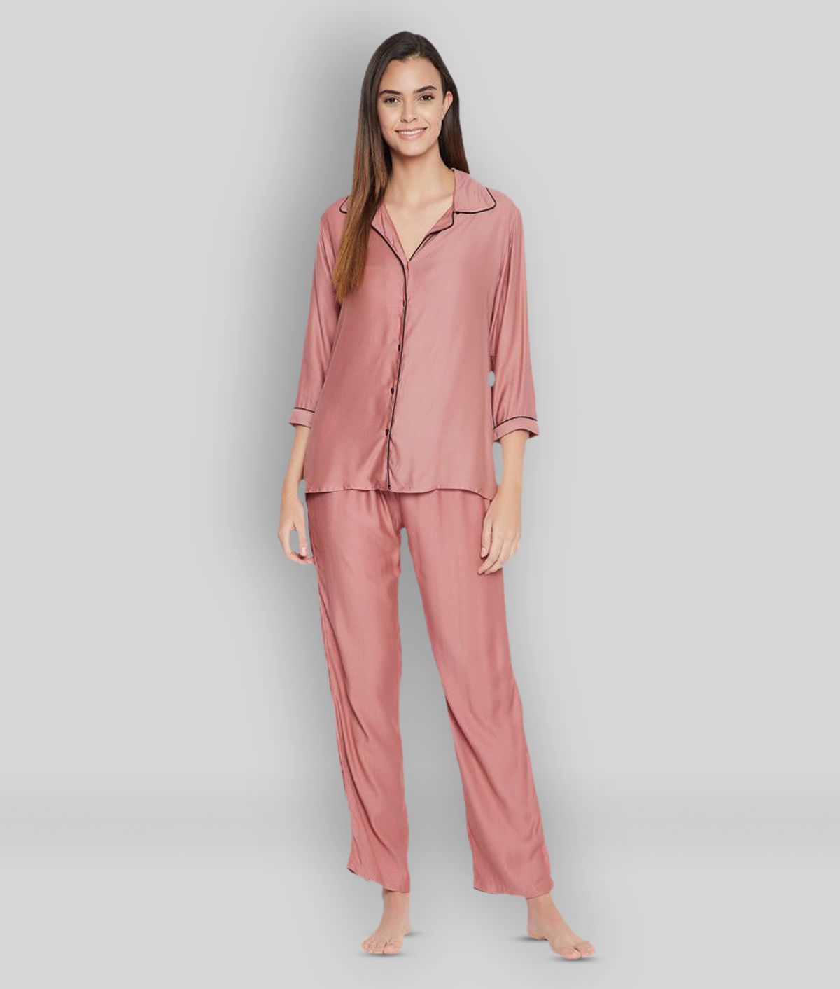     			Clovia - Peach Satin Women's Nightwear Nightsuit Sets