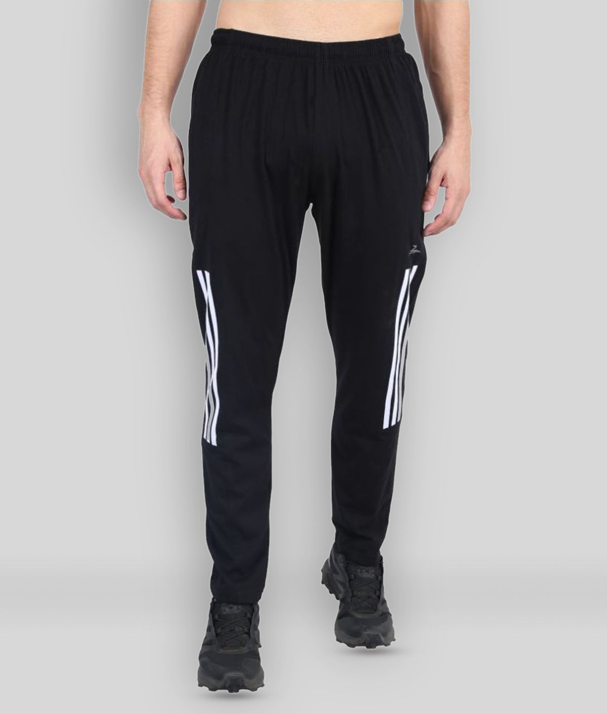     			Zeffit - Black Cotton Blend Men's Sports Trackpants ( Pack of 1 )