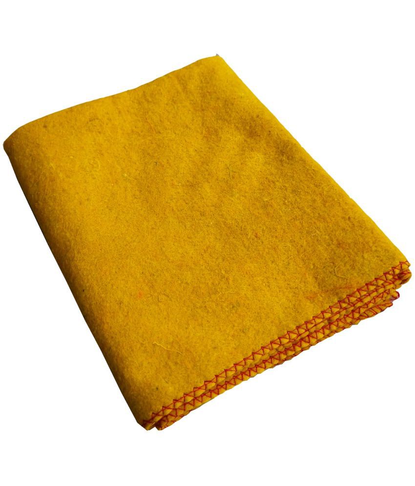     			SHREE EXIM Yellow Single Regular Wool Prayer Mat ( 75 X 55 cm )