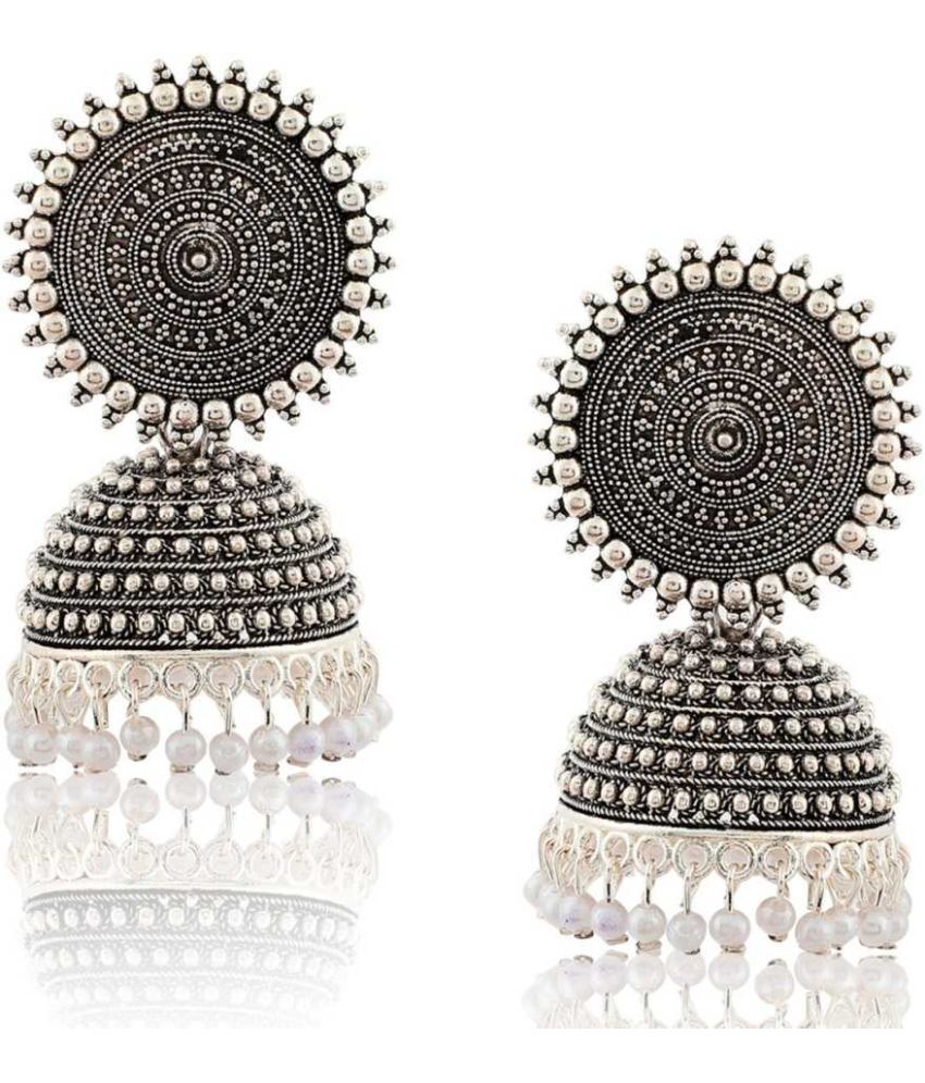     			aadiyatri - Silver Jhumki Earrings ( Pack of 1 )