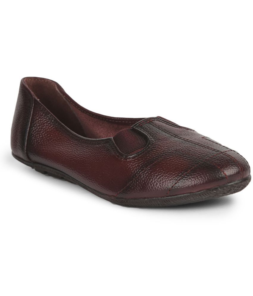     			HEALERS by Liberty - Red Women's Casual Ballerinas