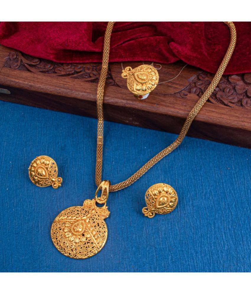     			Sukkhi - Gold Pendant set ( Pack of 1 )