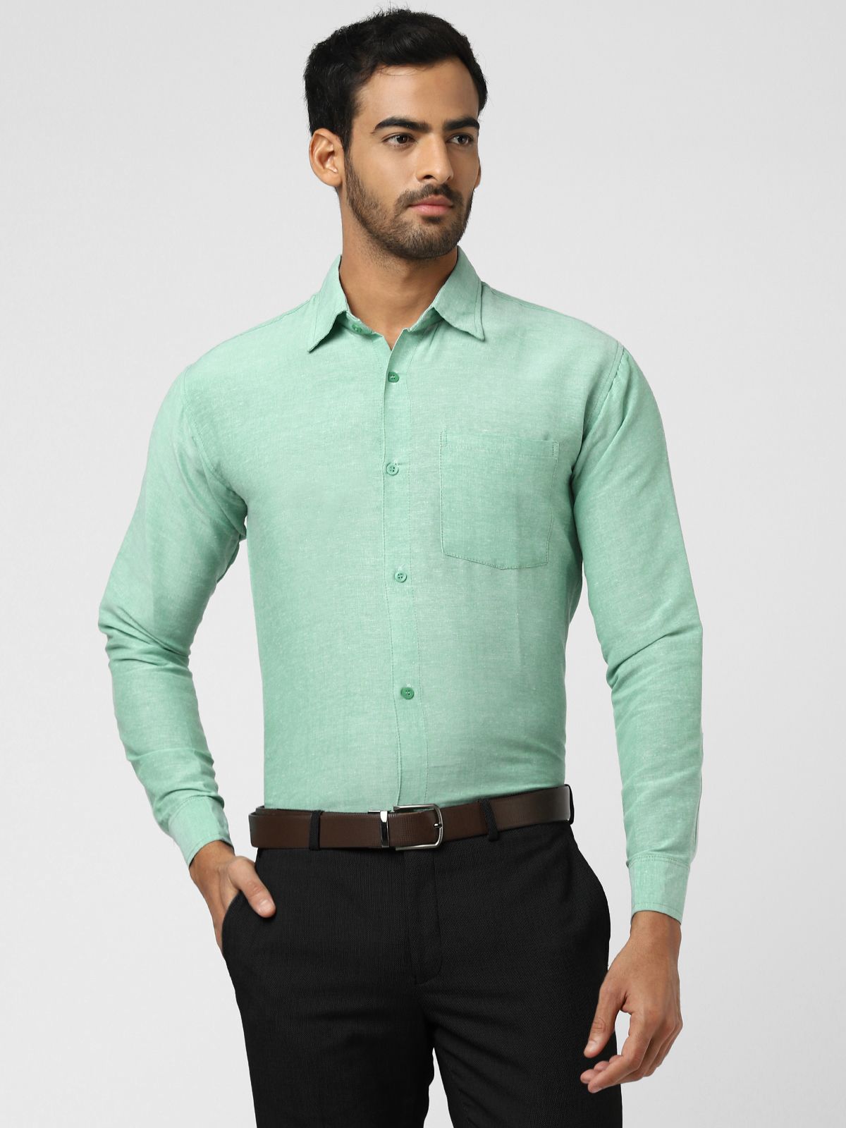     			DESHBANDHU DBK - Green Cotton Regular Fit Men's Casual Shirt (Pack of 1 )