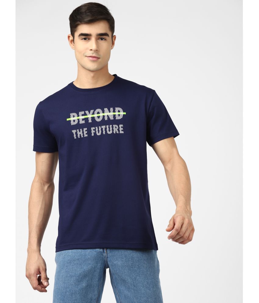     			UrbanMark Men Regular Fit Round Neck Half Sleeves Text Print T Shirt-Navy Blue
