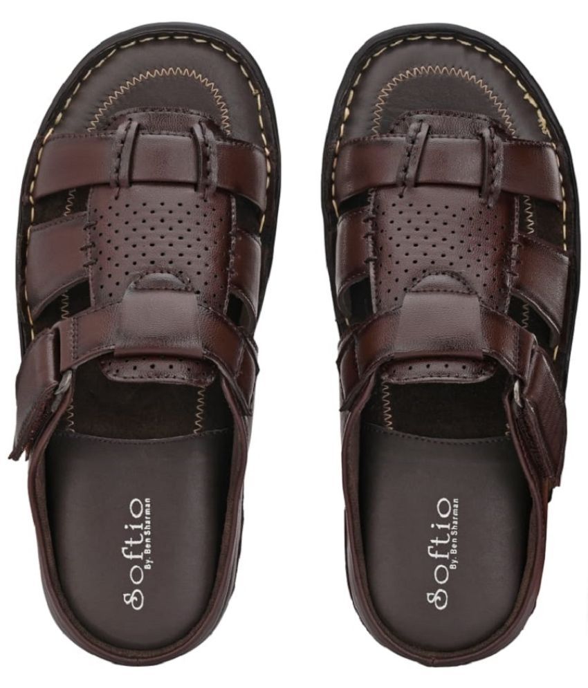     			softio - Brown Men's Leather Slipper