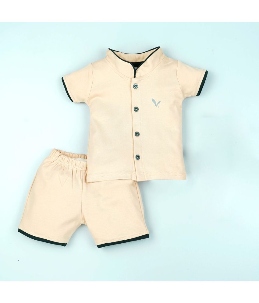     			Macitoz - Beige Cotton Baby Boy T-Shirt & Shorts ( Pack of 1 )