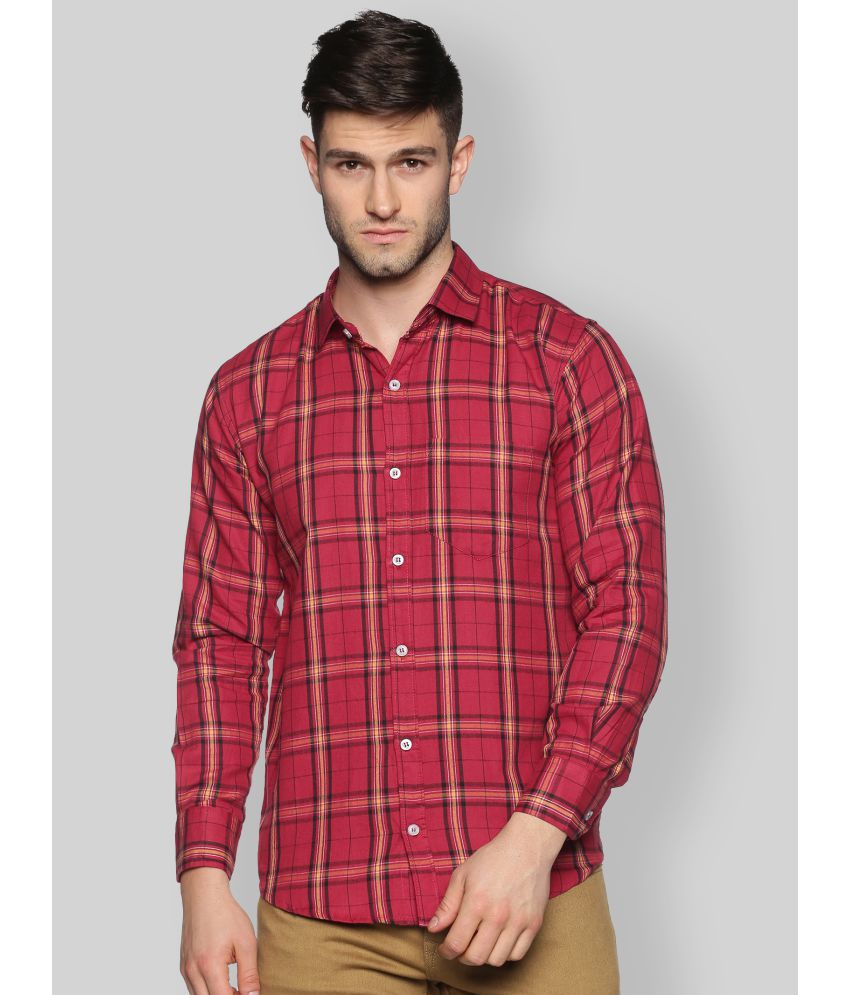     			YHA - Maroon Cotton Blend Regular Fit Men's Casual Shirt ( Pack of 1 )