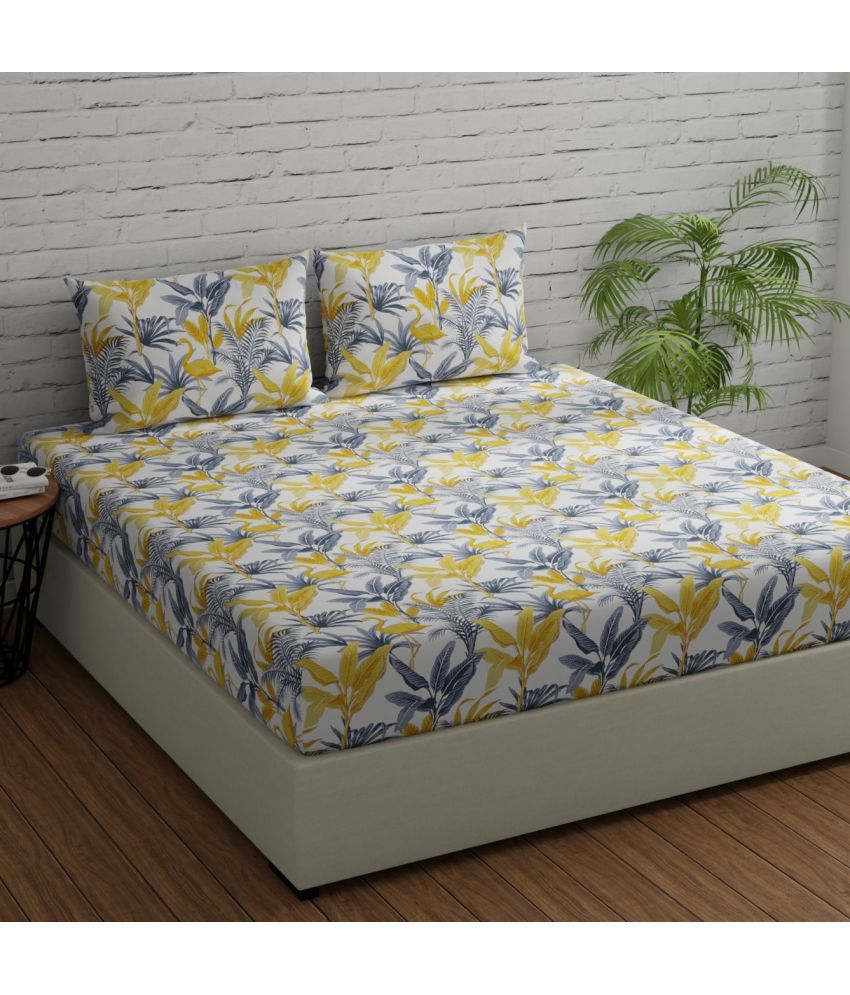     			Huesland - Yellow Cotton Double Bedsheet with 2 Pillow Covers