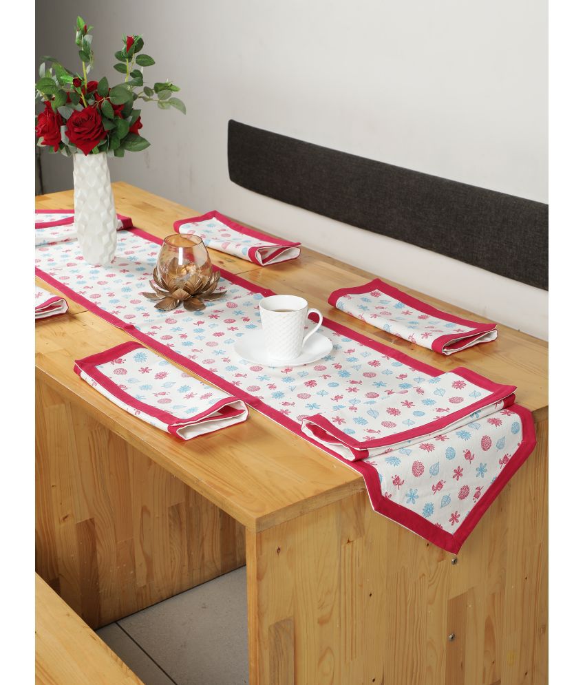     			TABLE RUNNER AND PLACEMAT - 7 PCS SET