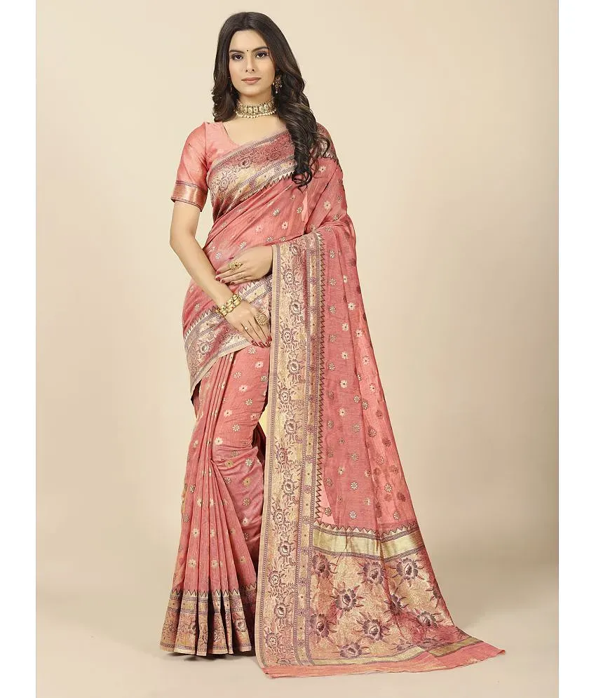 The Indian Saree Sets Fashion Trends on the International Fashion Circuit |  Jigar Gondalia's Blog