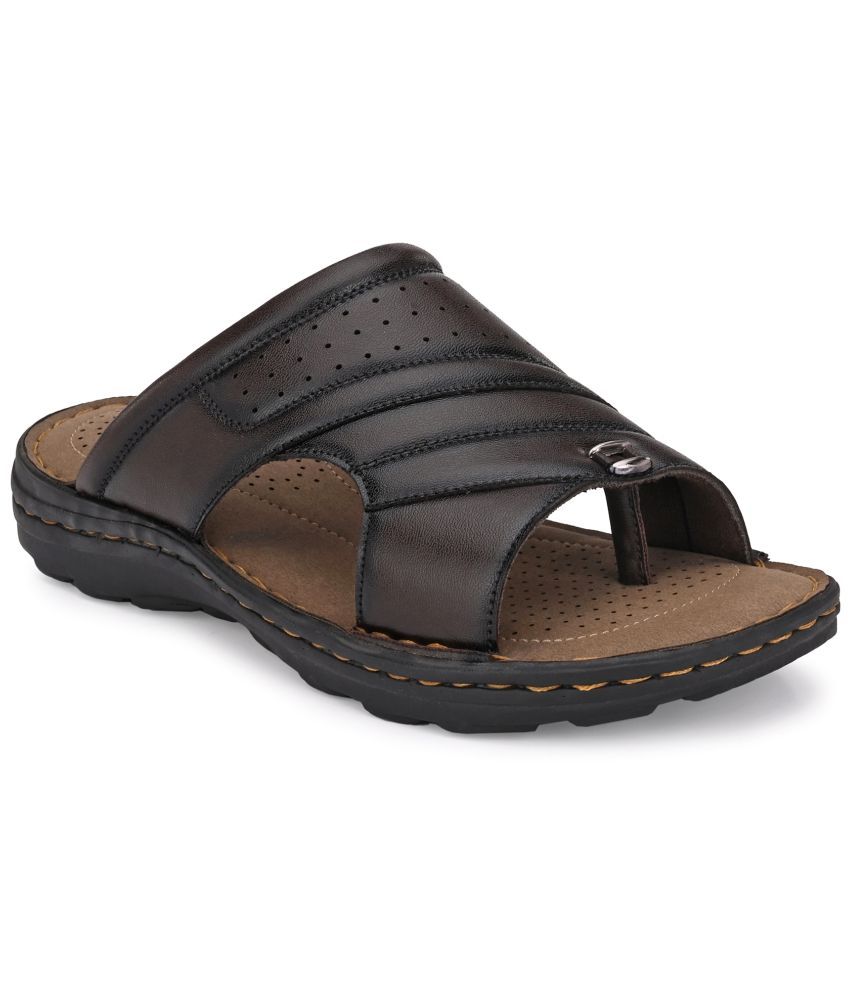     			softio - Brown Men's Leather Slipper