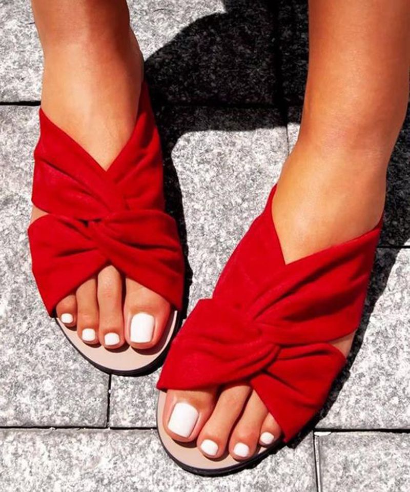     			Shoetopia - Red Women's Flats