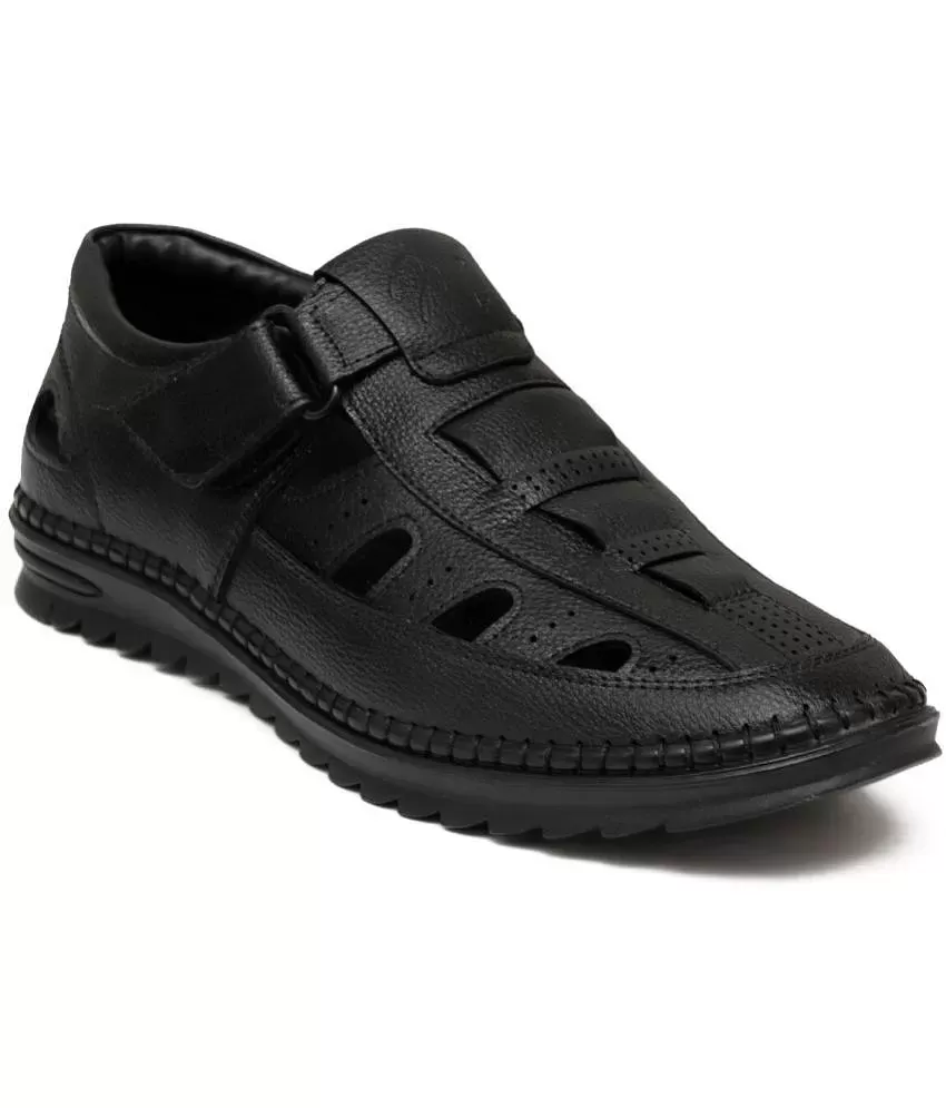 Buy Black Sandals for Men by Lee Cooper Online | Ajio.com