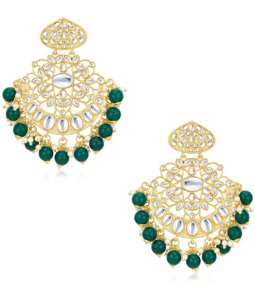     			Sukkhi - Green Chandelier Earrings ( Pack of 1 )