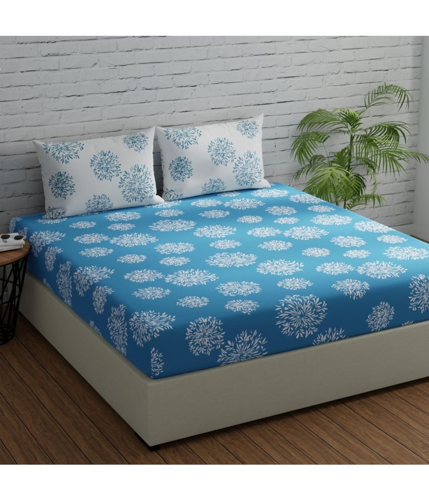     			Huesland - Light Blue Cotton King Size Bedsheet With 2 Pillow Covers