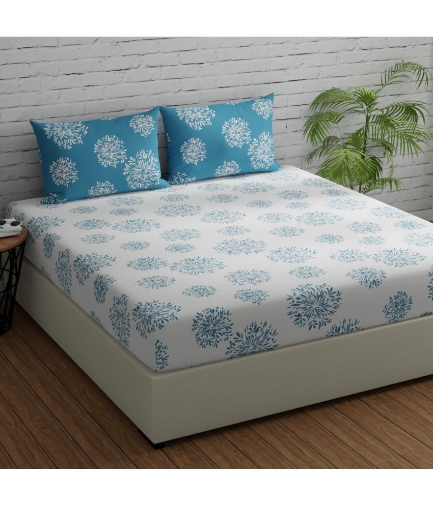     			Huesland - Sky Blue Cotton Double Bedsheet with 2 Pillow Covers