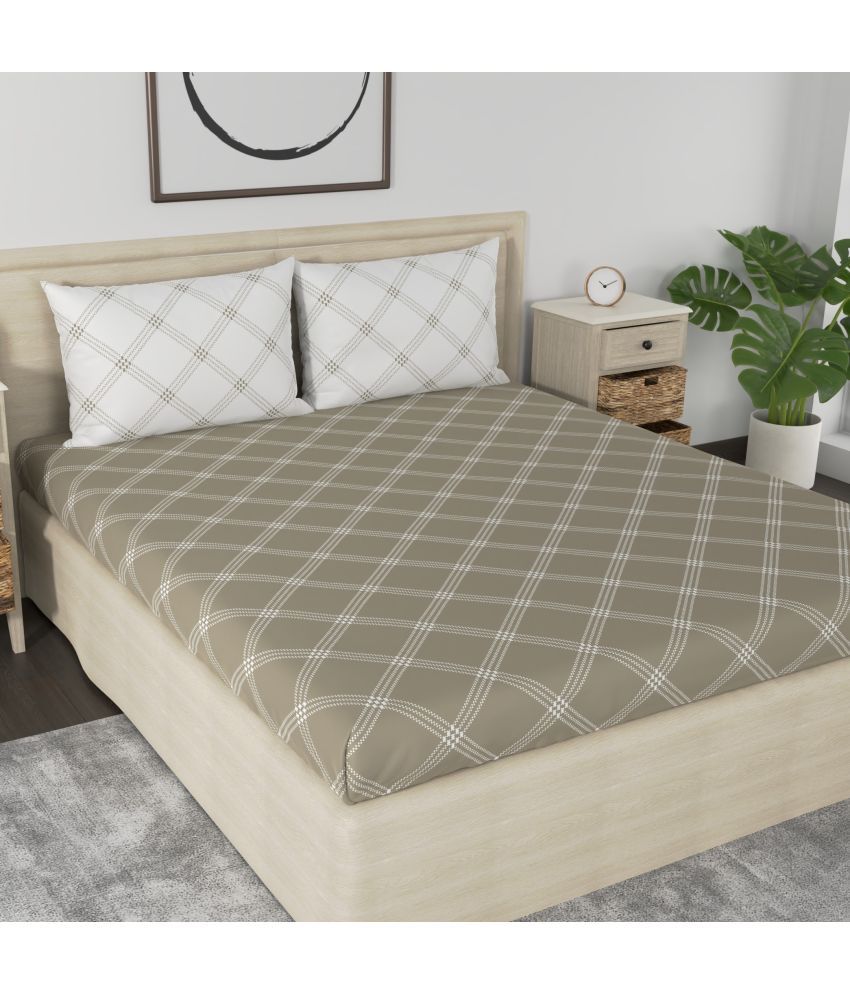     			Huesland - Khaki Cotton King Size Bedsheet With 2 Pillow Covers
