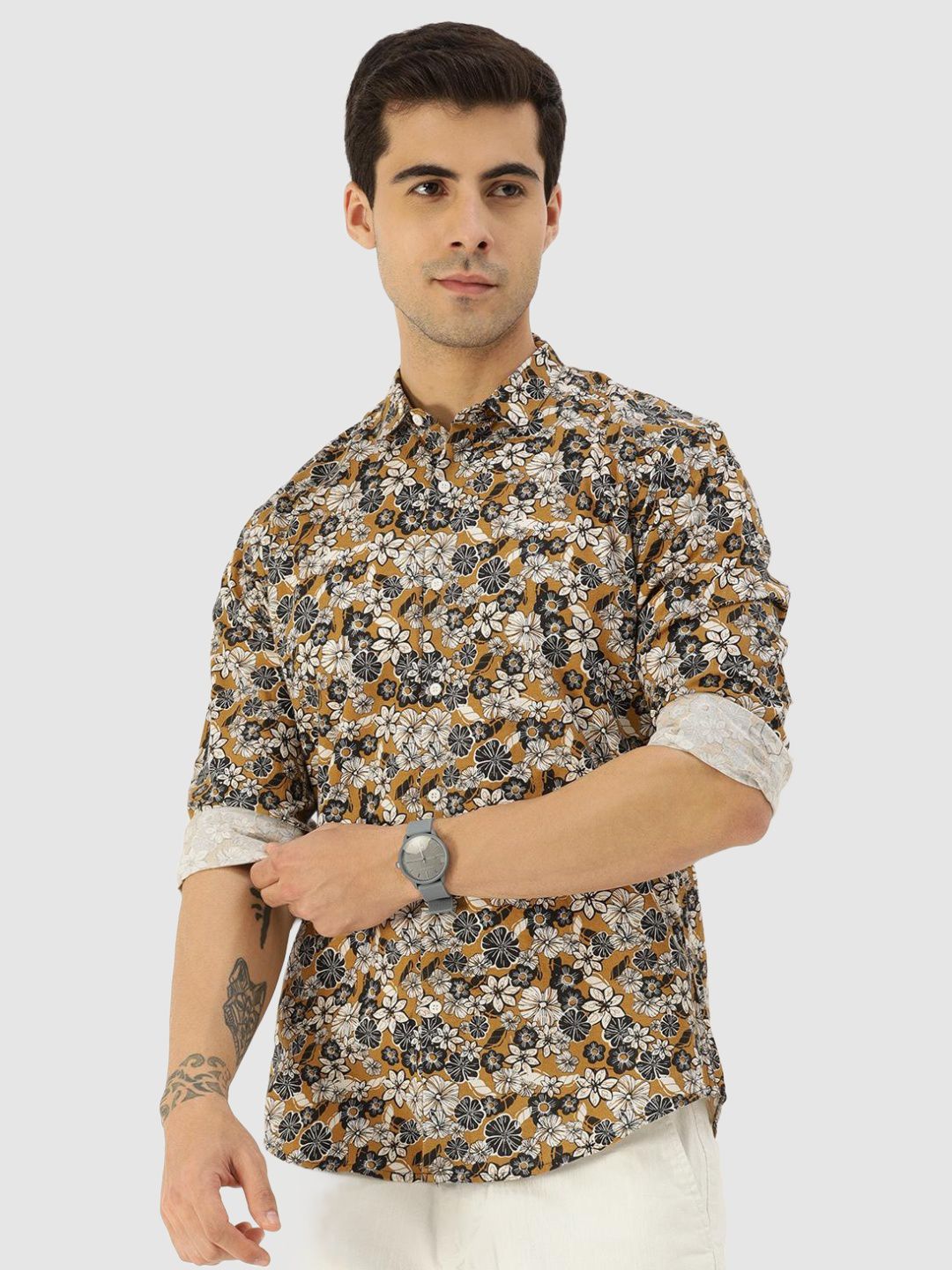     			Bene Kleed - Khaki Cotton Blend Regular Fit Men's Casual Shirt ( Pack of 1 )