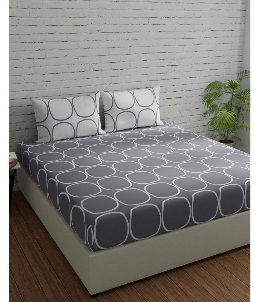     			Huesland - Gray Cotton King Size Bedsheet With 2 Pillow Covers