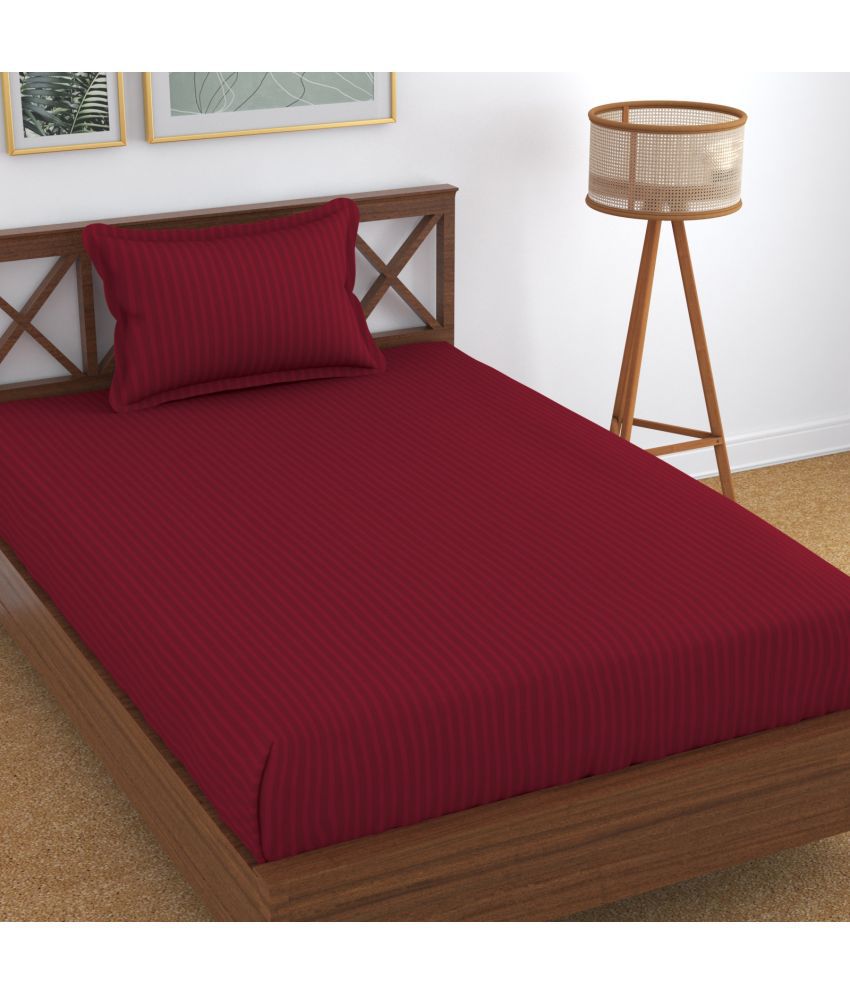     			Homefab India - Maroon Cotton Single Bedsheet with 1 Pillow Cover