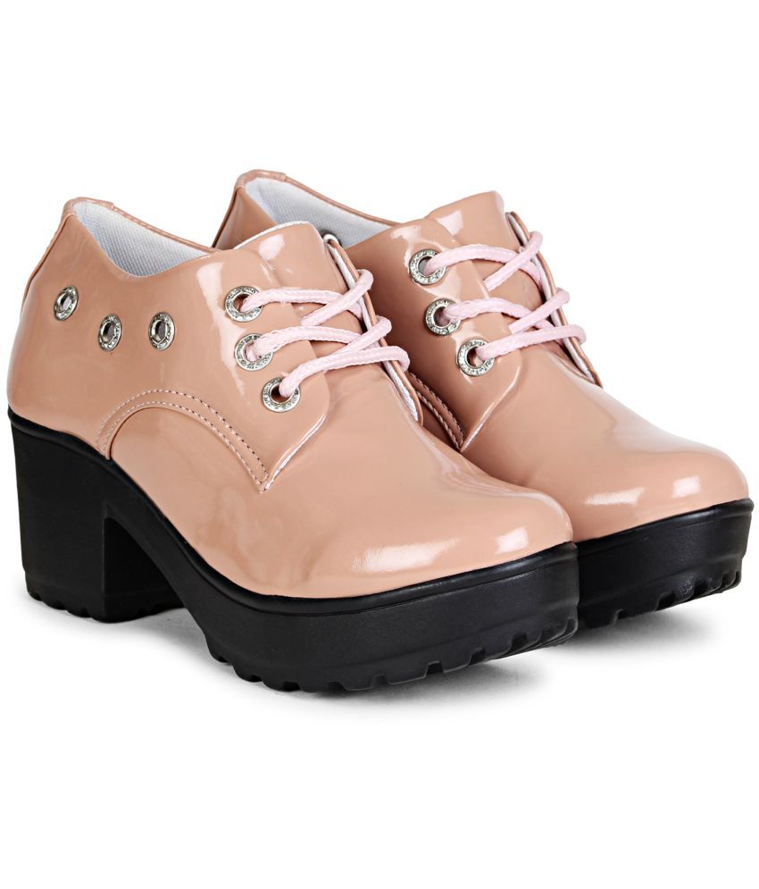     			Commander - Peach Women's Ankle Length Boots